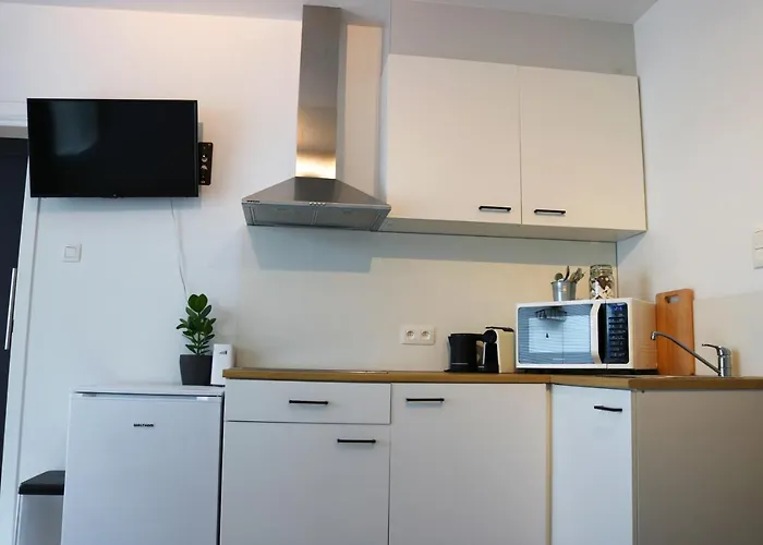 Lägenhet Sous - Sea, Sun, City-centre *